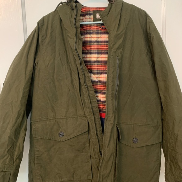 Wallace & Barnes olive colored hooded canvas jacket, plaid lined, men’s, size M - Picture 3 of 6
